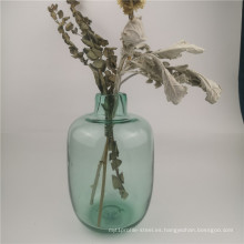 Reciclar jarrones de vidrio verde en jarrones modernos decorativos
